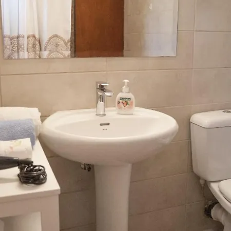 Vakantiehuis Delphia One Bedroom Traditional House Lourdata (Kefalonia)