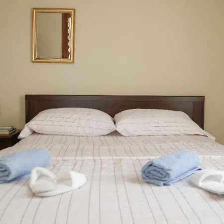 Vakantiehuis Delphia One Bedroom Traditional House Lourdata (Kefalonia)